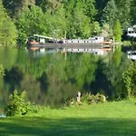 In Mit Kleiner Terrasse By Interhome